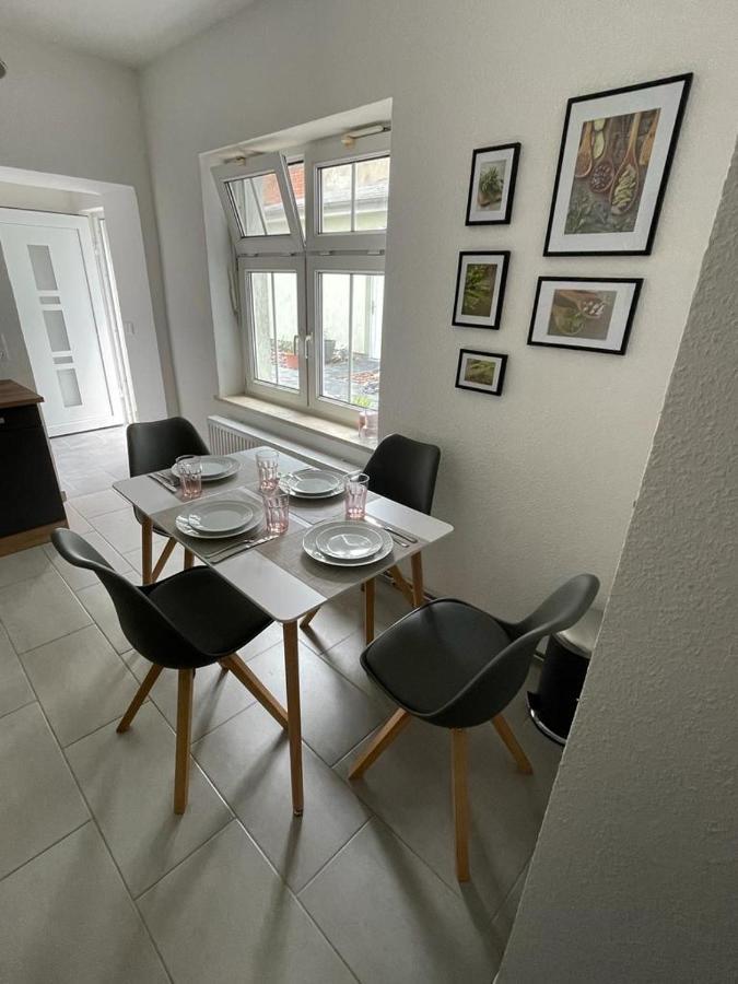 Friedland  Modern Eingerichtet-Stadtnah-Ferienwohnung Mit Geschirrspueler Und Waschmaschine מראה חיצוני תמונה