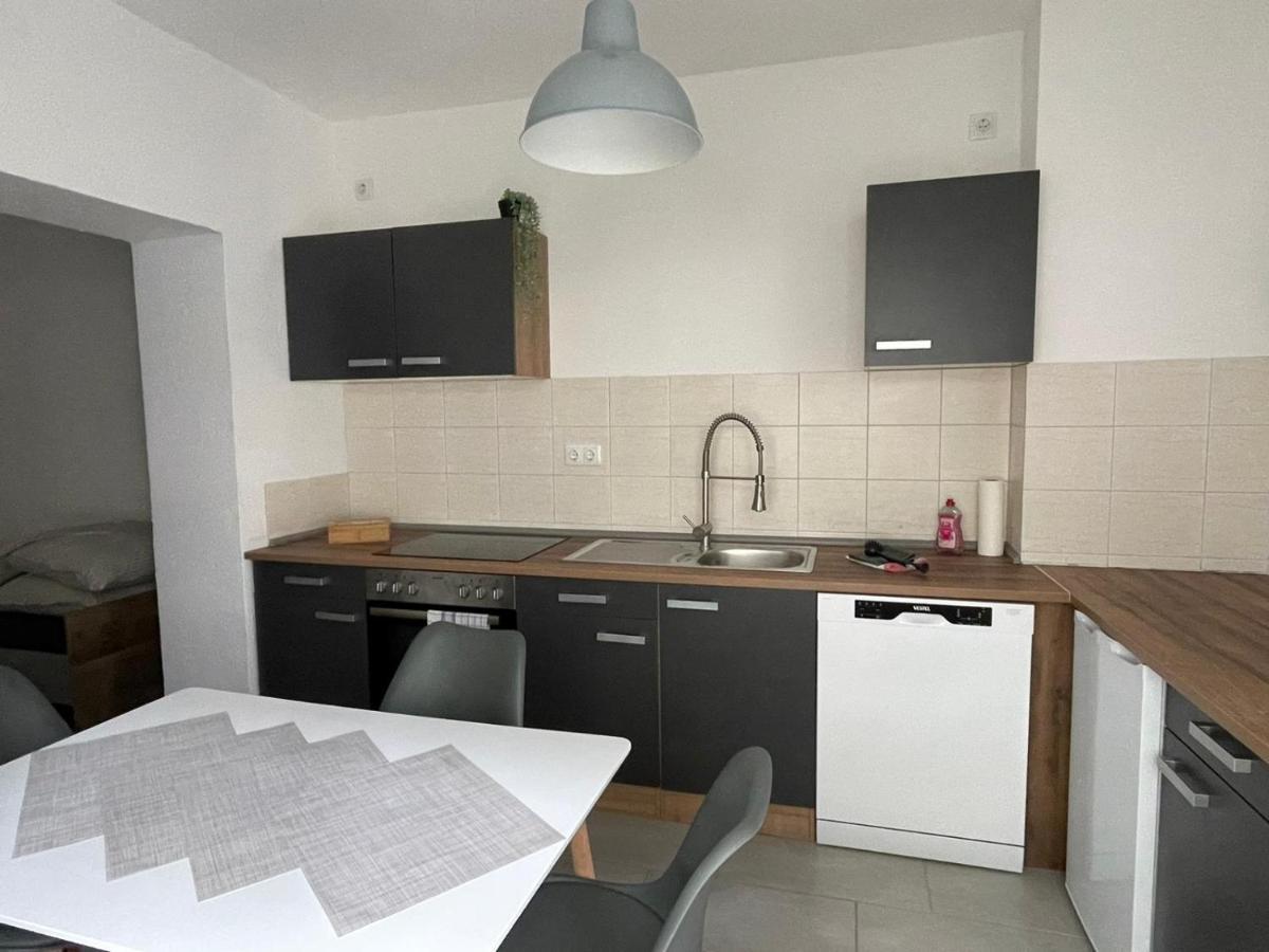 Friedland  Modern Eingerichtet-Stadtnah-Ferienwohnung Mit Geschirrspueler Und Waschmaschine מראה חיצוני תמונה